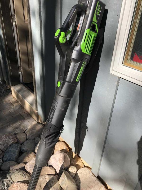  Greenworks UNIVERSAL GUTTER CLEANING KIT : Tools