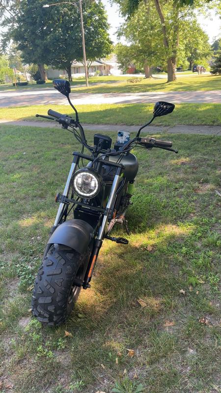 Added bike mirrors for extra safety when riding in the neighborhood