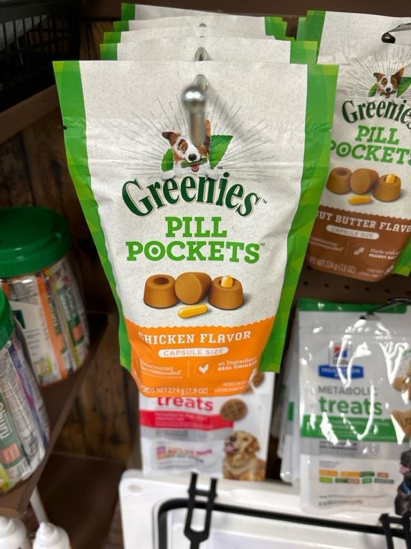 Greenies Pill Pockets Chicken Flavor Tablet Size Natural Soft Dog Treats 3.2 oz. Pack of 30