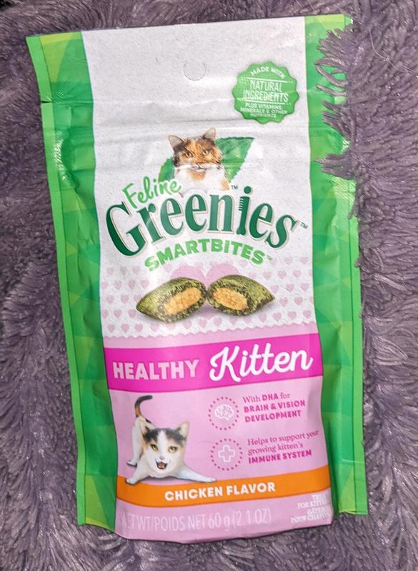 FELINE GREENIES Chicken Flavored Healthy Kitten SMARTBITES