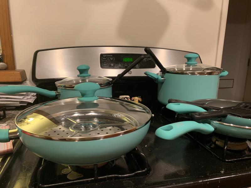 GreenLife Diamond 13-Piece Aluminum Ceramic Nonstick Cookware Set in  Turquoise CC002349-001 - The Home Depot