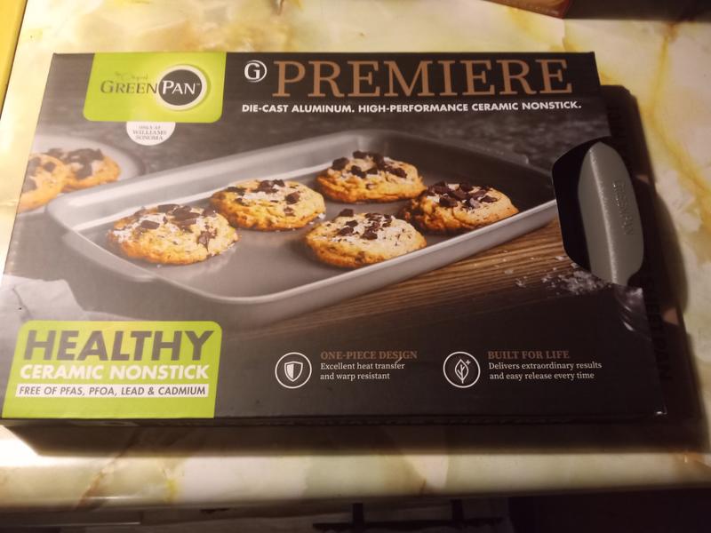 GreenPan Premiere Ovenware Healthy Ceramic Nonstick 13 x 9 Quarter Sheet  Baking Pan, Cast Aluminum, Warp-Free, Oven and Broiler safe to