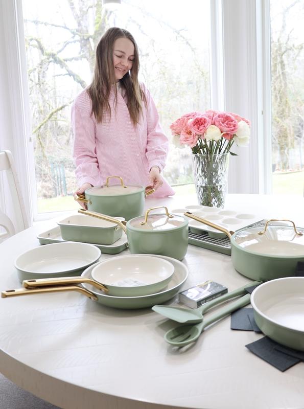 Review Thumbnail Image 2 379653946