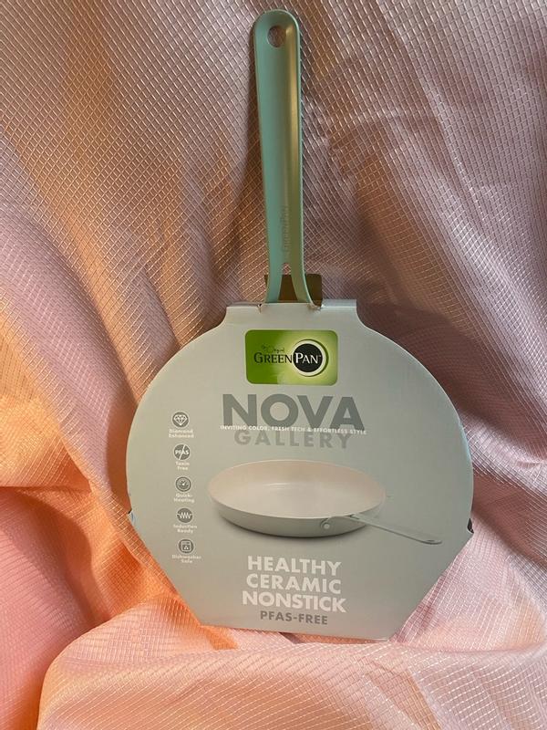 Customer carousel item 1.