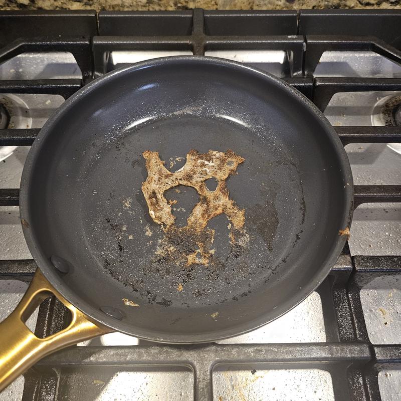 Fried egg with cooking oil