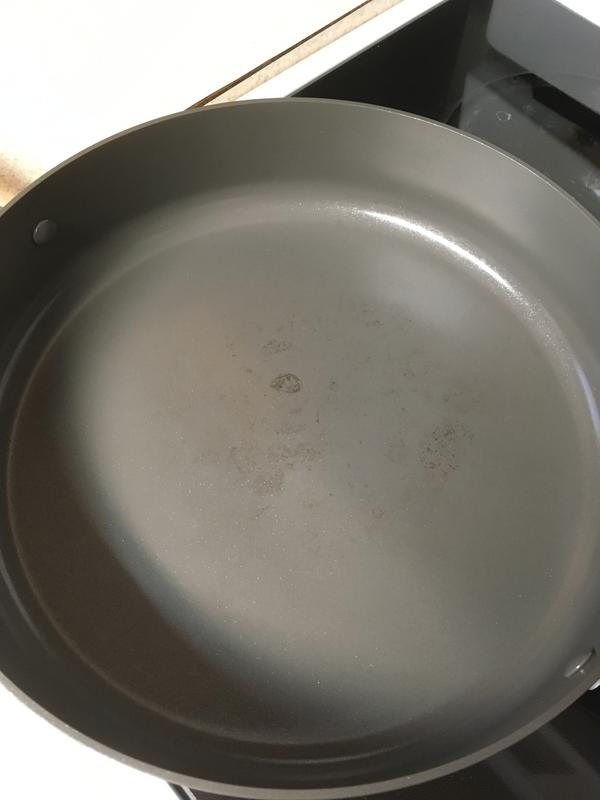 Stains towards the middle of the pan that won't wash off.