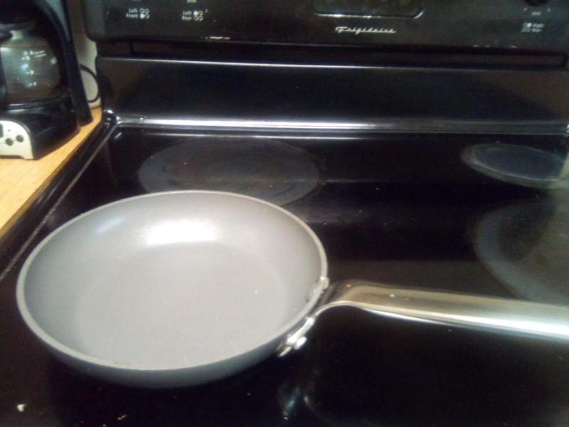 Buy Serving Pan Silence PRO Ø 28 cm with non-stick coating