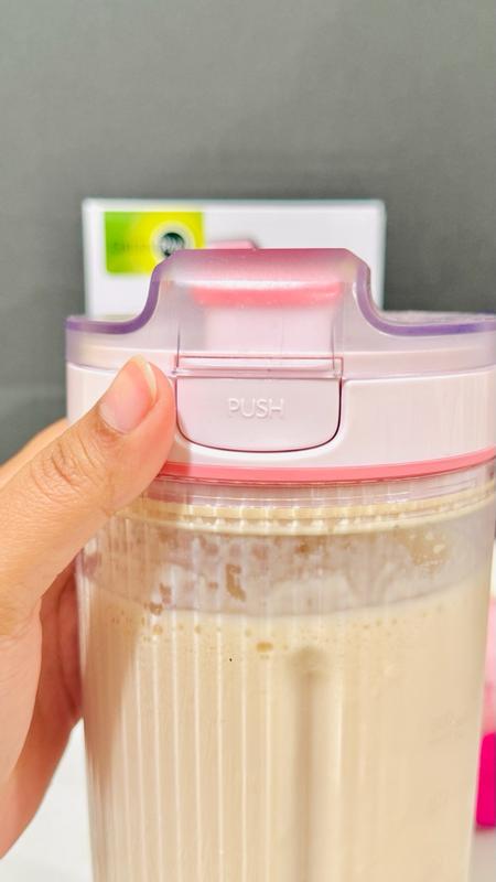 Customer photo for "Perfect Portable Blender From GreenPan - Strong, Smooth & Durable"