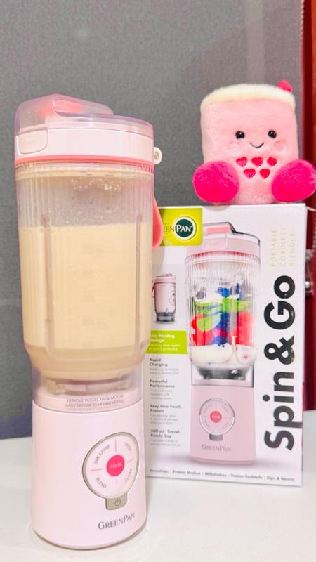 Customer photo for "Perfect Portable Blender From GreenPan - Strong, Smooth & Durable"