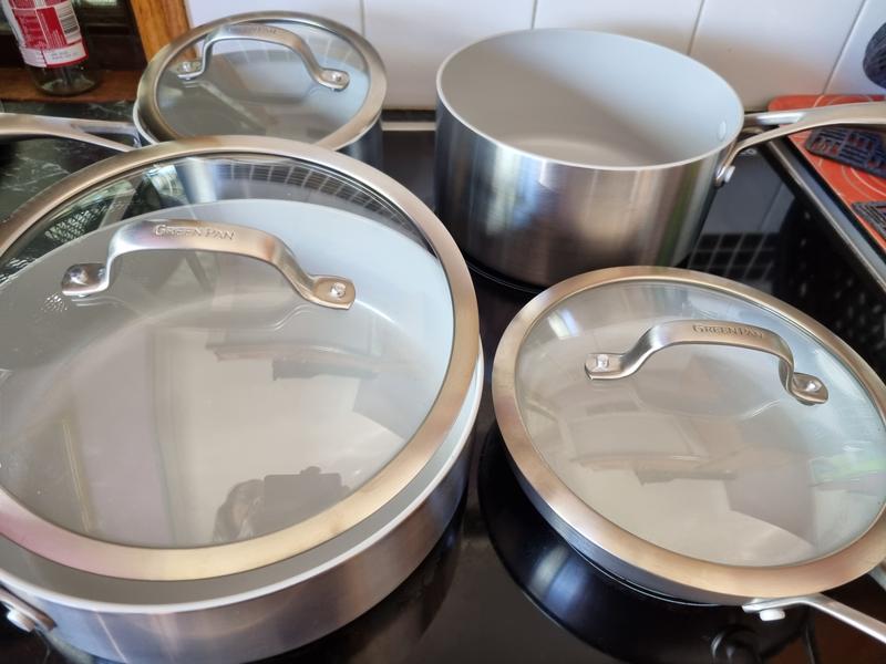 Showing pieces on stovetop fit nicely