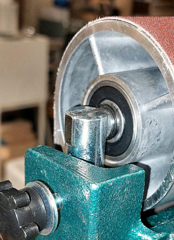 The idler shaft is not attached and can fall out when the belt is horizontal