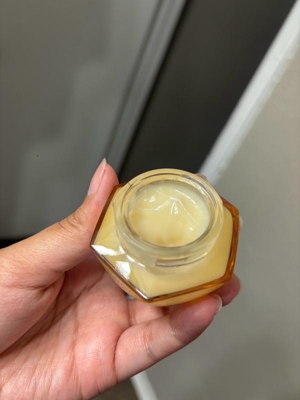 Customer carousel item 9.