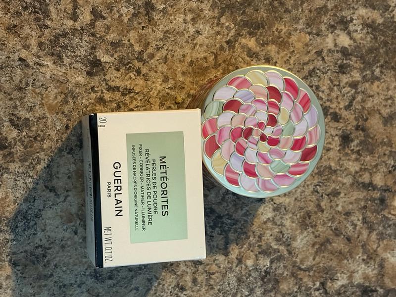 Customer carousel item 4.
