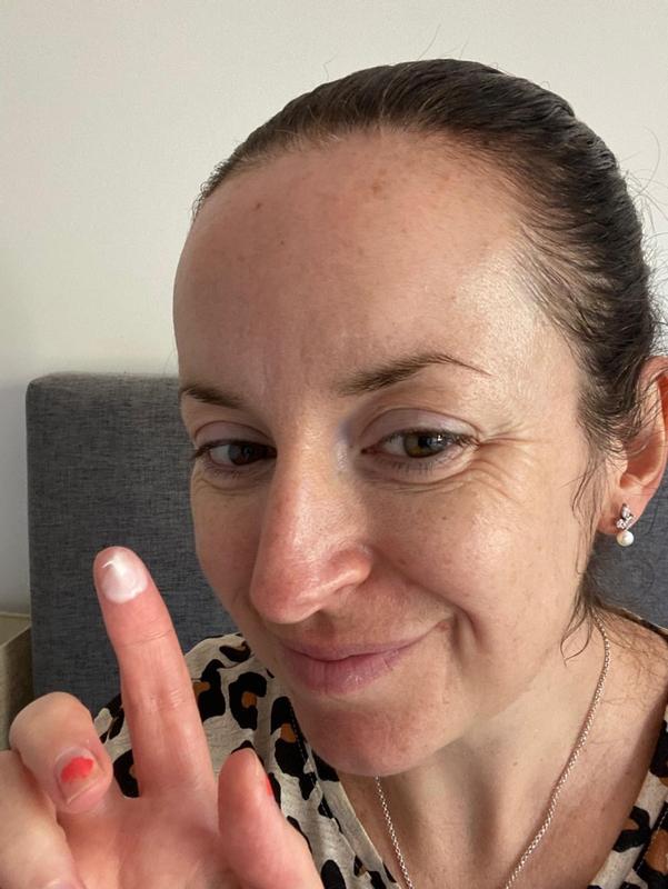 Customer photo for "Stunning moisturiser with a floral scent!"