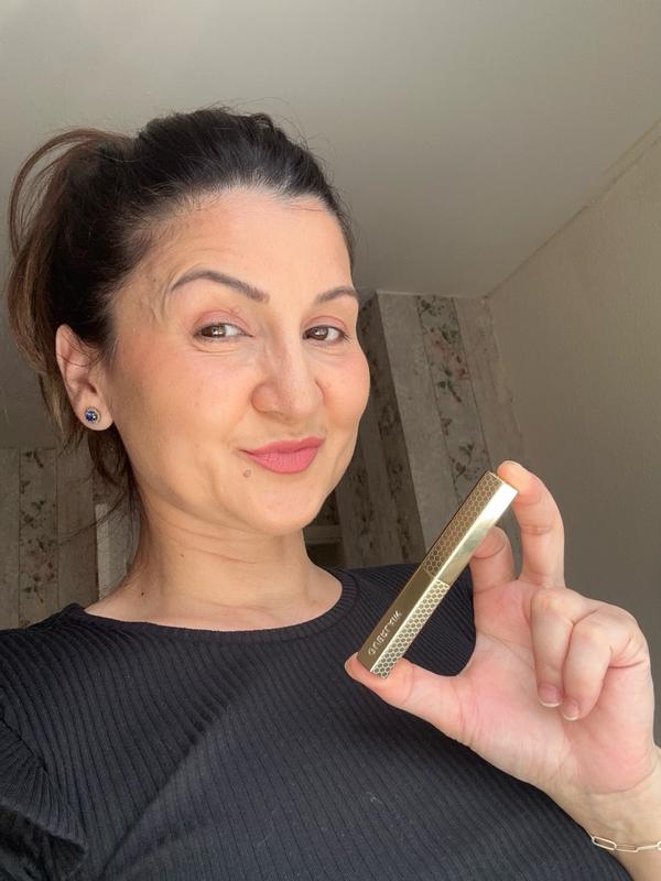Customer photo for "Classy , long lasting , smooth ."