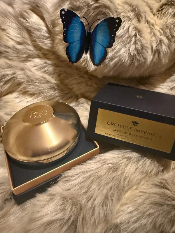 Customer photo for "Luxury cream"