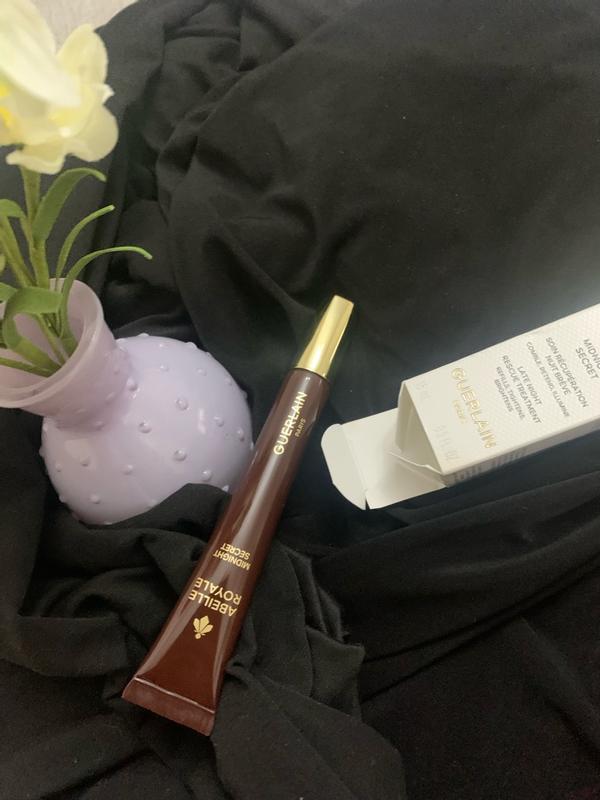 Customer photo for "Reduced bags under the eye."
