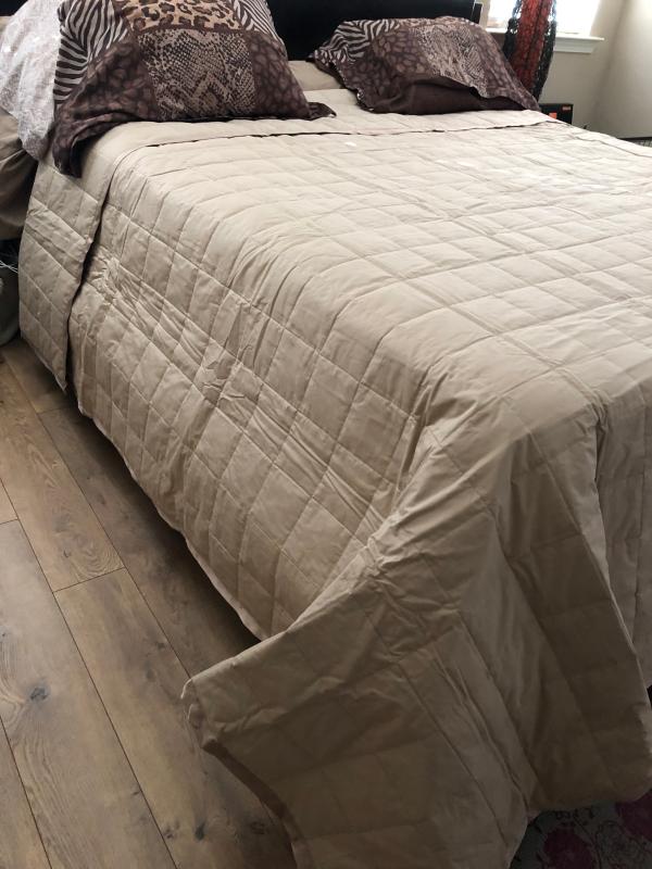 So much extra blanket!