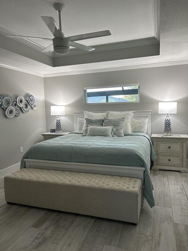 Customer carousel item 1.