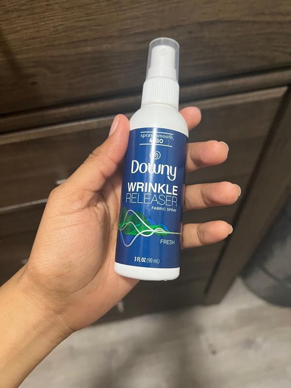 Downy Wrinkleguard Wrinkle Releaser Fabric Spray, Fresh Scent, 9.7