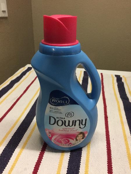 Downy Ultra Concentrated April Fresh Fabric Softener, 19 fl oz - Harris  Teeter