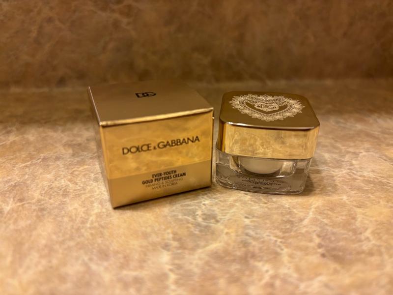 Customer photo for "Rich facial cream"