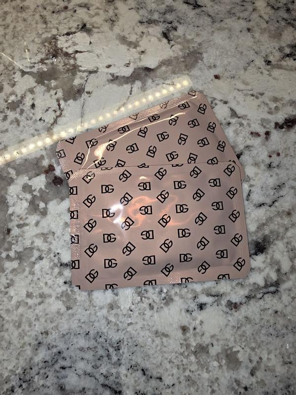 Customer carousel item 9.