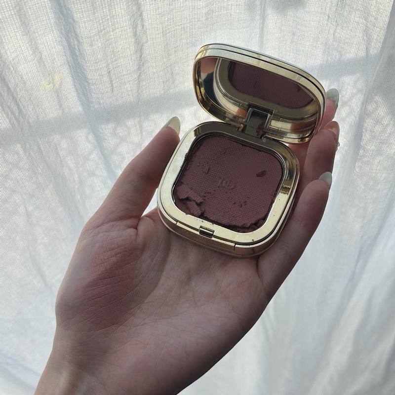 Customer carousel item 10.