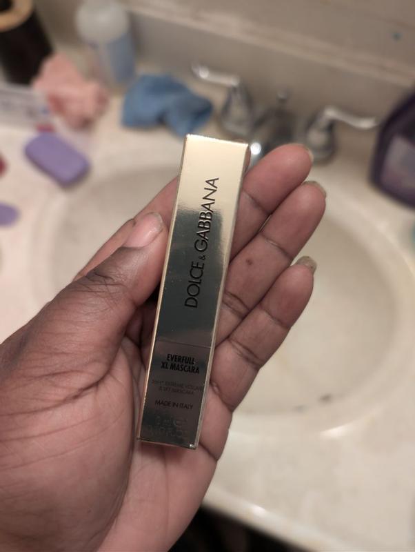 Customer carousel item 3.