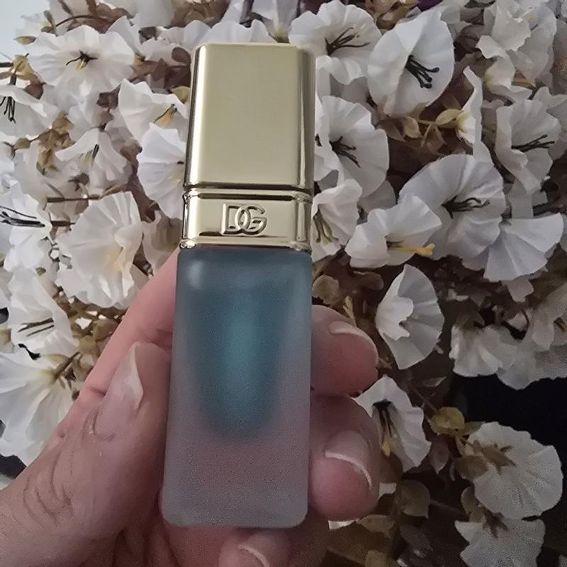 Customer carousel item 11.