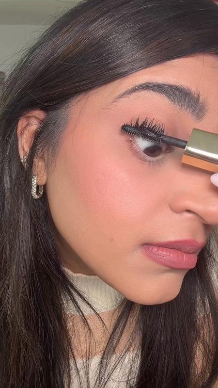 Customer carousel item 8.