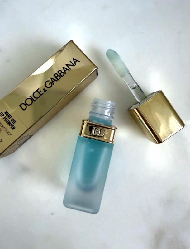 Customer carousel item 1.