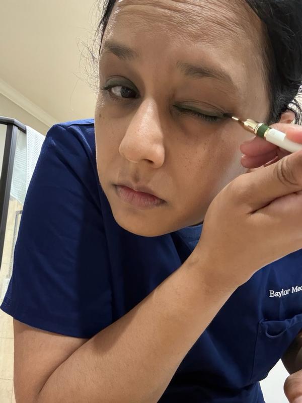 Review Thumbnail Image 1 384702438