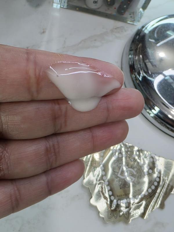 Customer photo for "Milky and makes skin look dewy."
