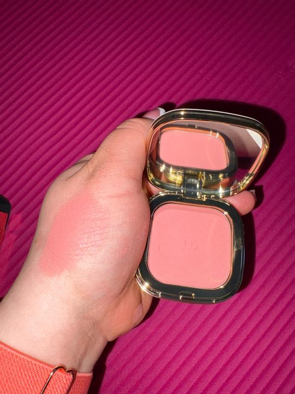 Customer carousel item 10.