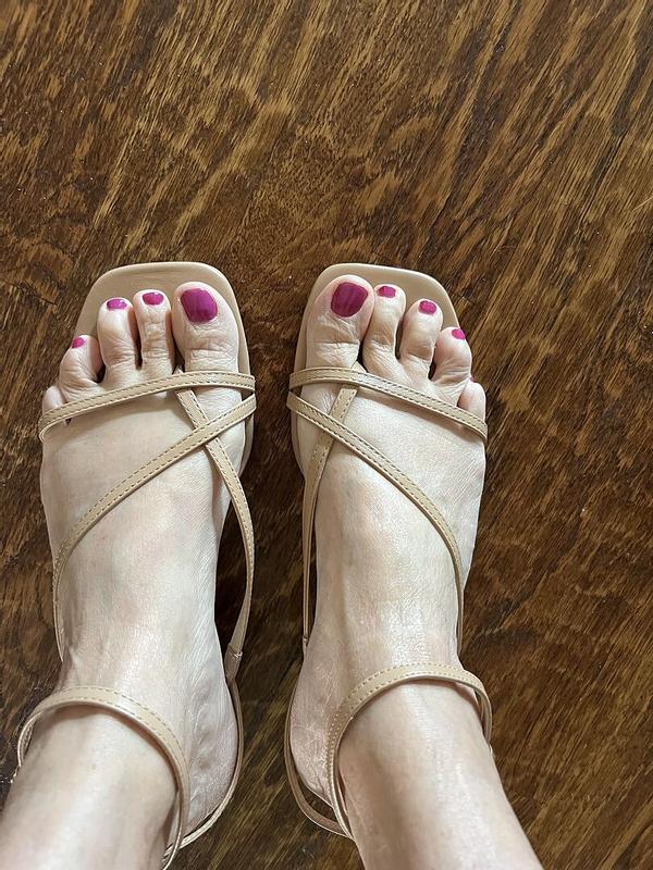 Review Thumbnail Image 0 383116249