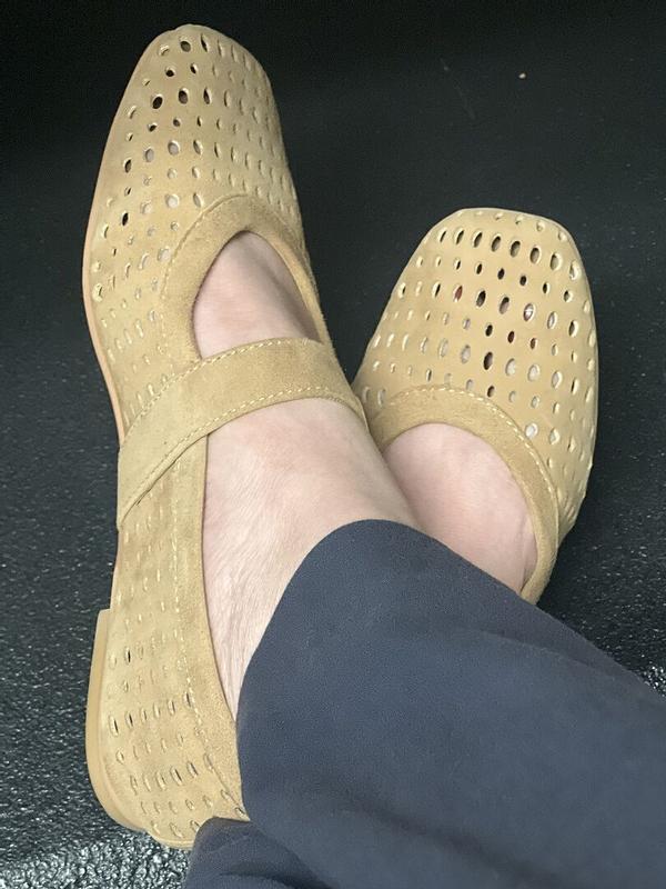 Review Thumbnail Image 1 384003573