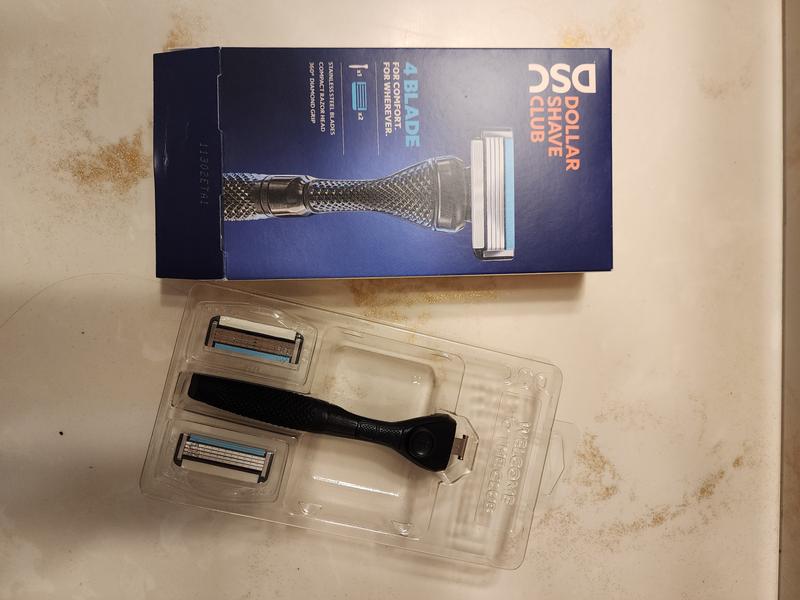 Dollar Shave Club Kit with Razor, Refills & Shaving Essentials