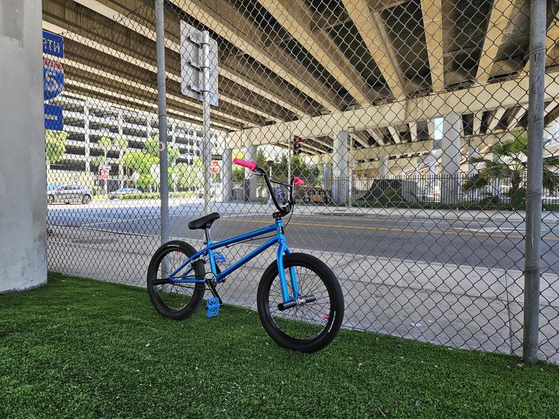 Legion L100 | BMX Style Bikes | Adult Bikes - Mongoose