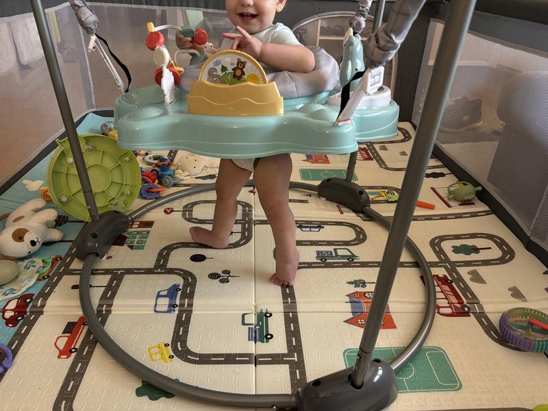 Safety 1st Bob-and-Twist™ Activity Center