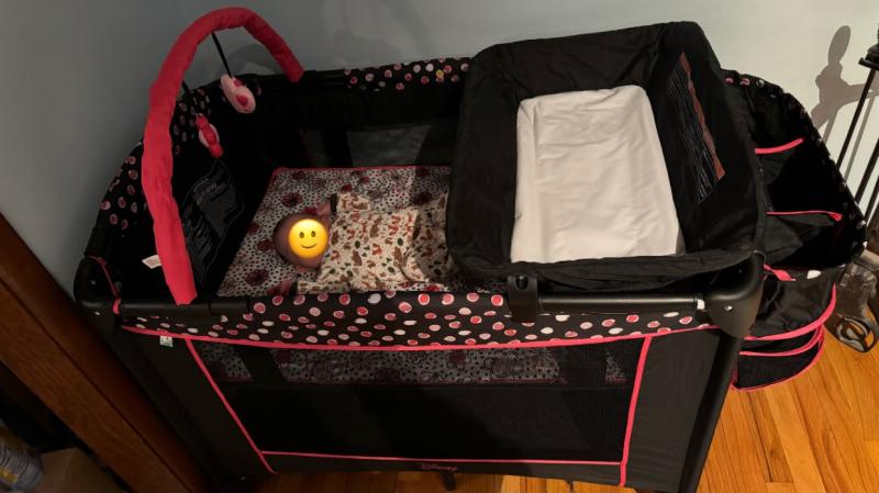 Great visibility through the sides!| So much room for baby!