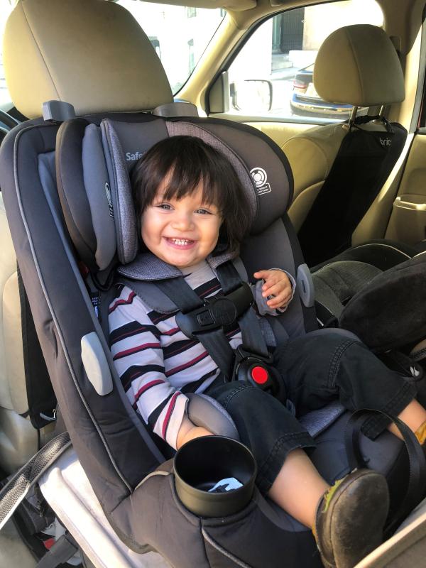 Lots of padding& space| Comfy seat happy kid