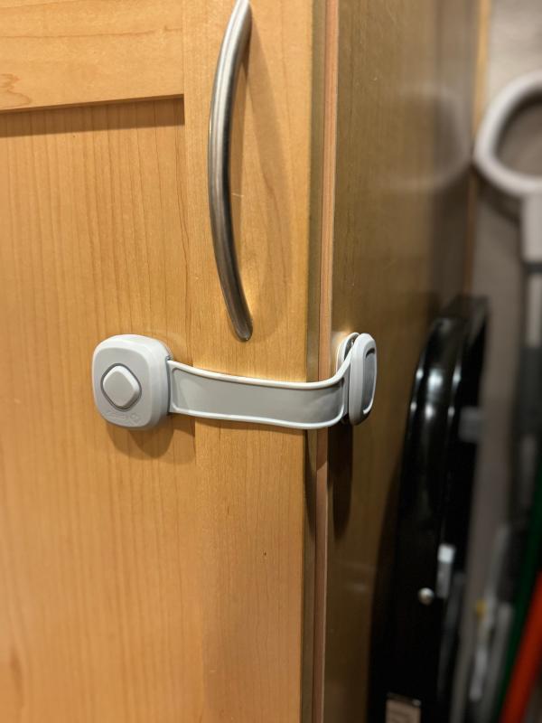 Ingenious decoy button!| Easy install!| Latch tucks away seamlessly! No more dangling parts getting in the way or being annoying.