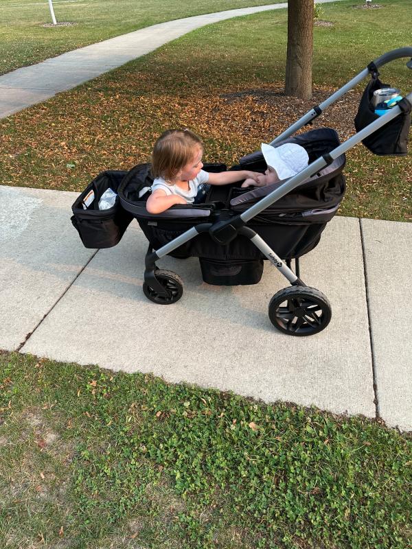 Customer carousel item 11.