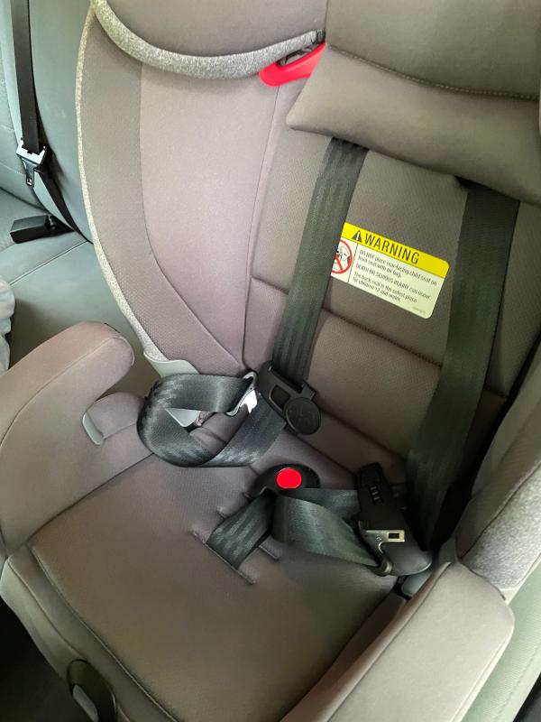 Hooks vs clips| Toddler setup (our kiddo is 2.5)| Comfortable material| Newborn setup