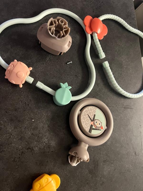 Whole thing broke off and screw came out| Sharp edges where it broke off