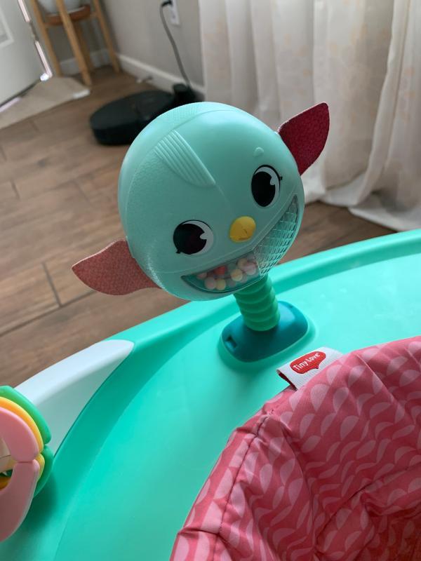 Broken clip to adjust height| Broken toy| Rattle that hits you in the face