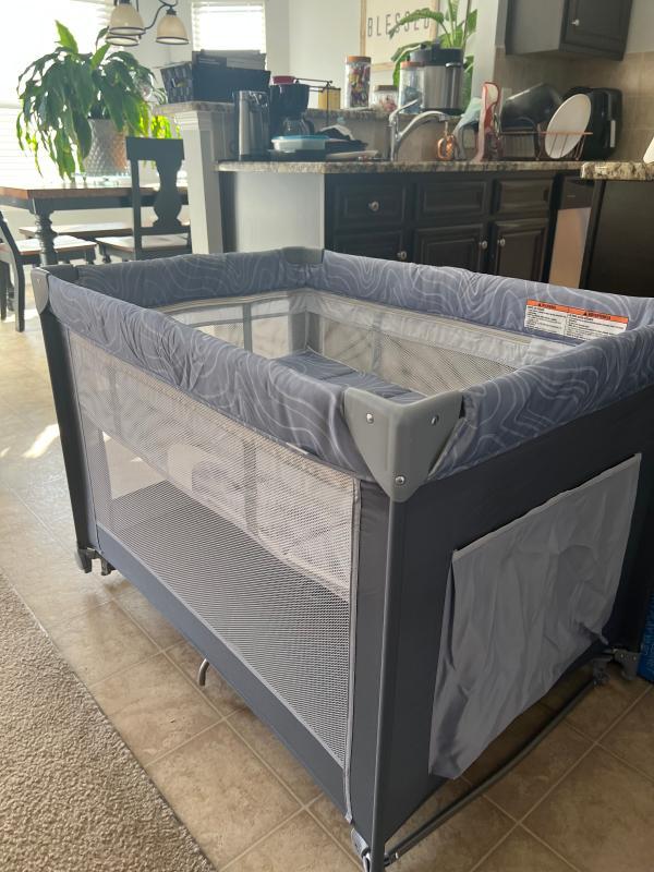 babycocco Cosco Kids Rocking Bassinet with Play Yard