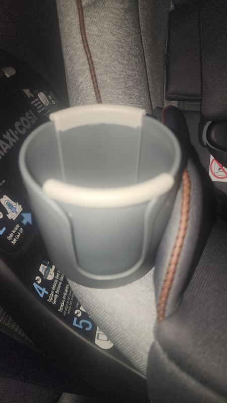 Rotated forward| Facing the door| Open cup holder for bigger cups| Facing the door| Closed cup holder for narrow cups| Facing the door