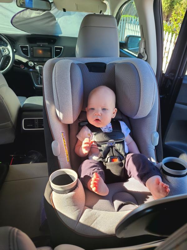 Comfy padding| Larger comfortable seat